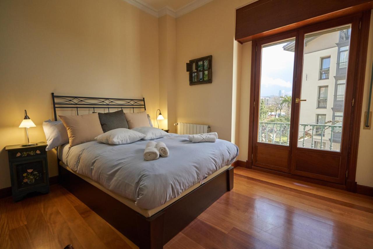Appartamento Apartamento Bio Exclusivo Con Mirador En Bilbao Y Aparcamiento Publico Gratuito Esterno foto